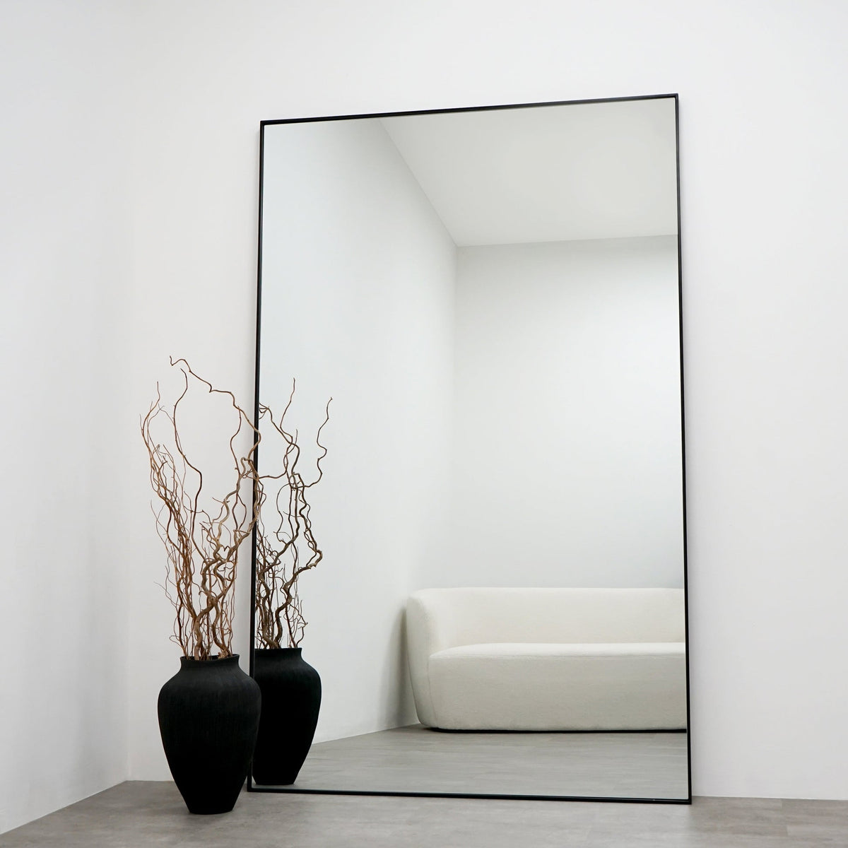 Theo Mirror – Extra large black metal full-length mirror (190 cm x 120 cm)