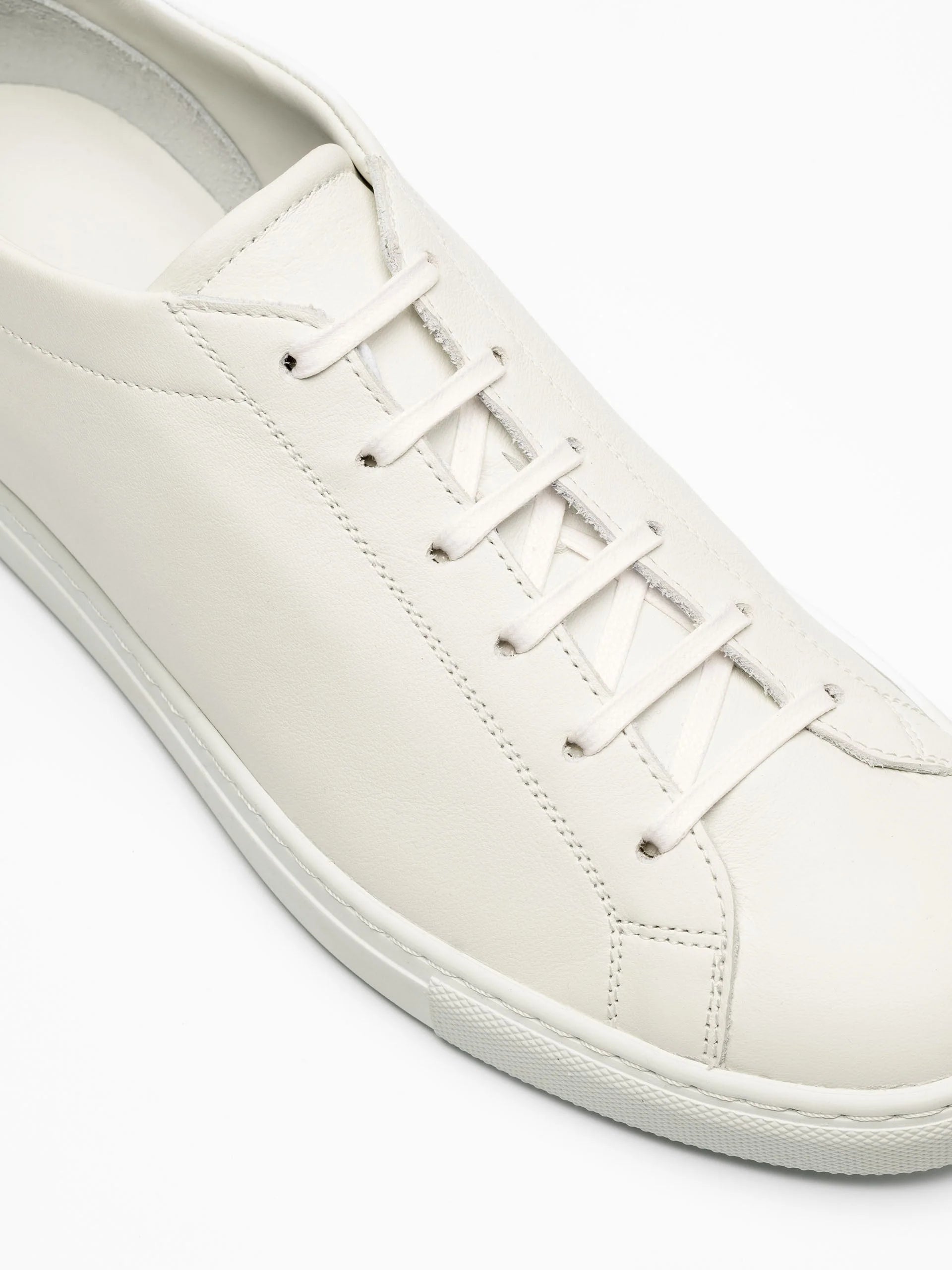 The Sneaker 02 - White Leather