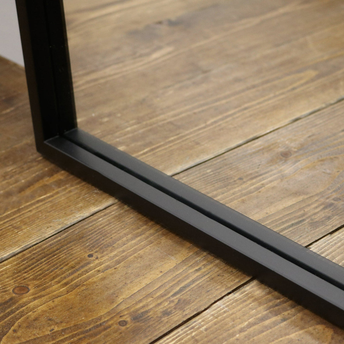 Islington Mirror – Industrial style full-length mirror in black metal (170 cm x 80 cm)
