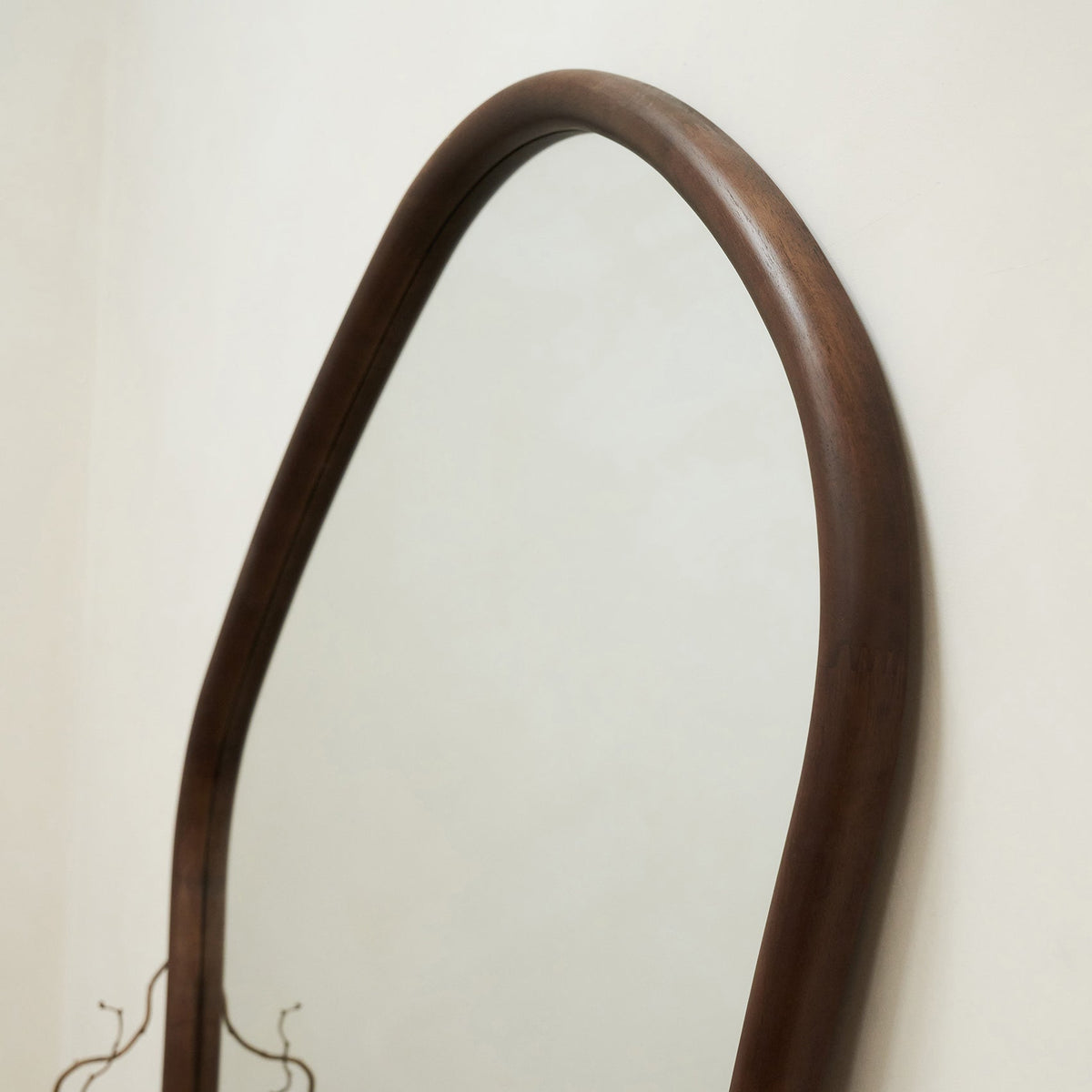 Alice Mirror – Extra Large Irregular Full Body Dark Wood Mirror (180 cm x 110 cm)