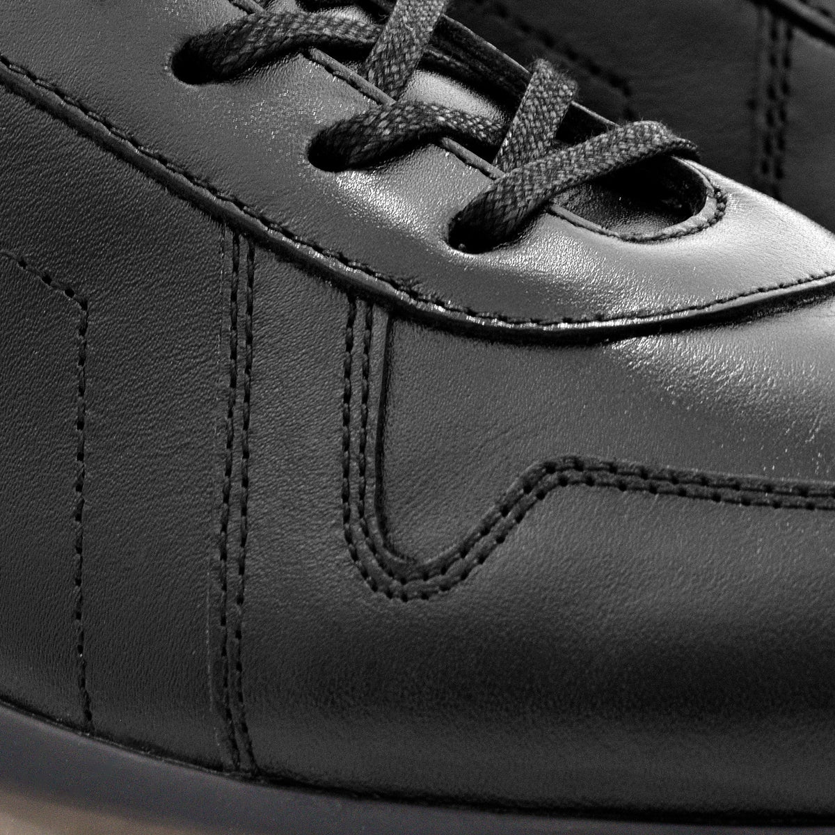 Men’s Porto Lace-Up Shoes