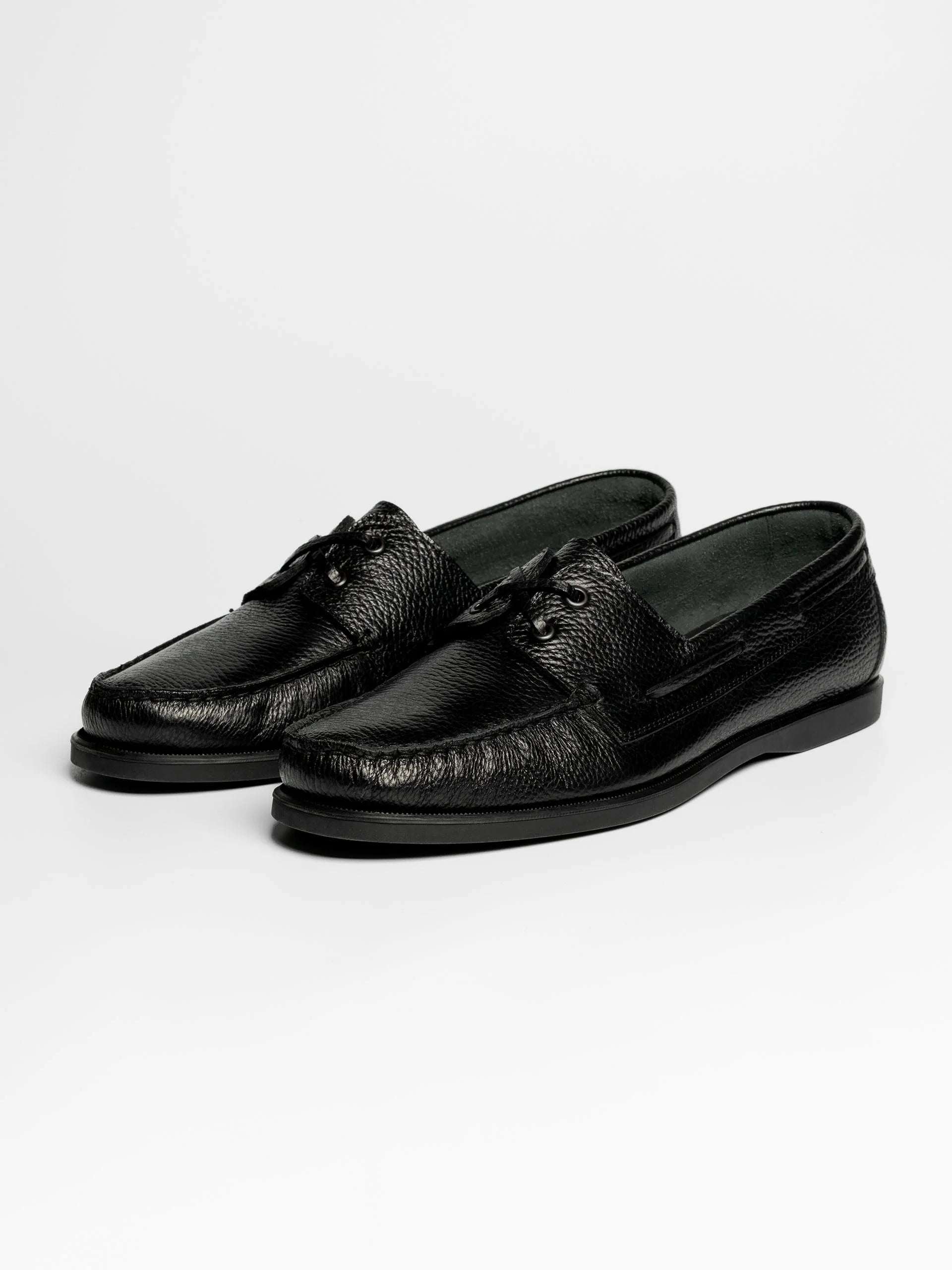 The Boat Shoe - Black Grain