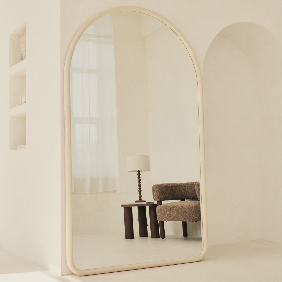 Amora Mirror – Extra Large Curved Full-Length Concrete Mirror (200 cm x 120 cm)