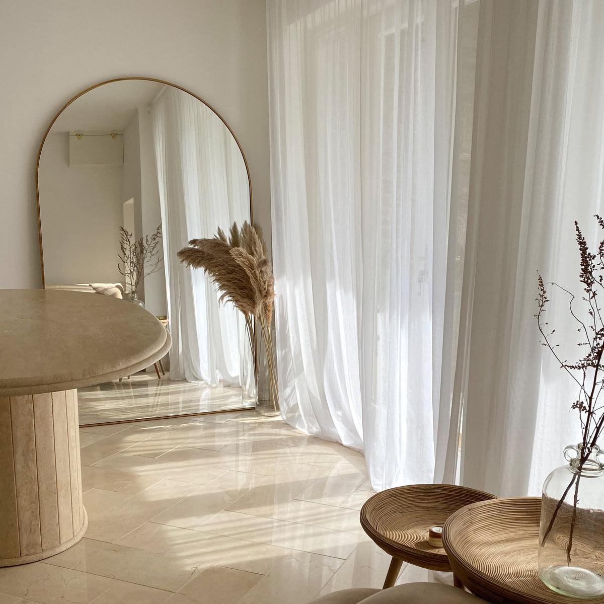 Liberty Mirror – Full-length arched gold metal mirror (180 cm x 110 cm)