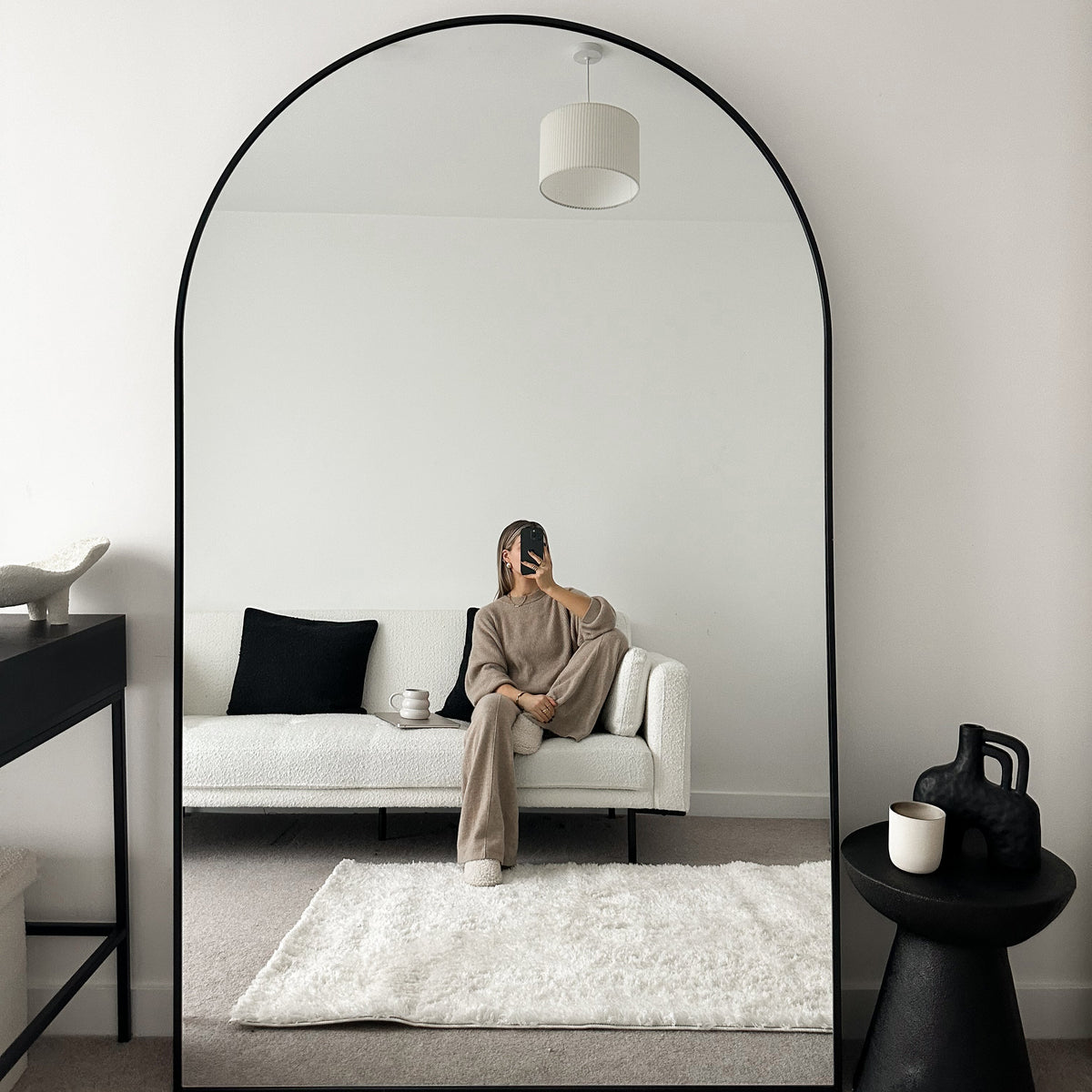 Liberty Mirror - Full-length black metal mirror with curved design 180cm x 110cm