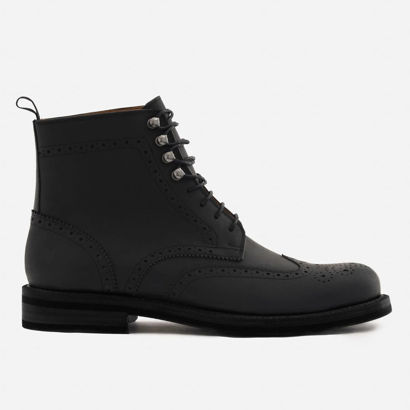 Nolan Men’s Pull-Up Brogue Boots