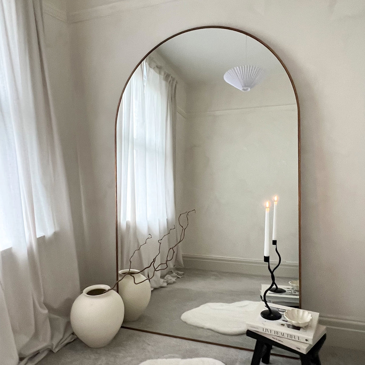 Liberty Mirror – Full-length arched gold metal mirror (180 cm x 110 cm)
