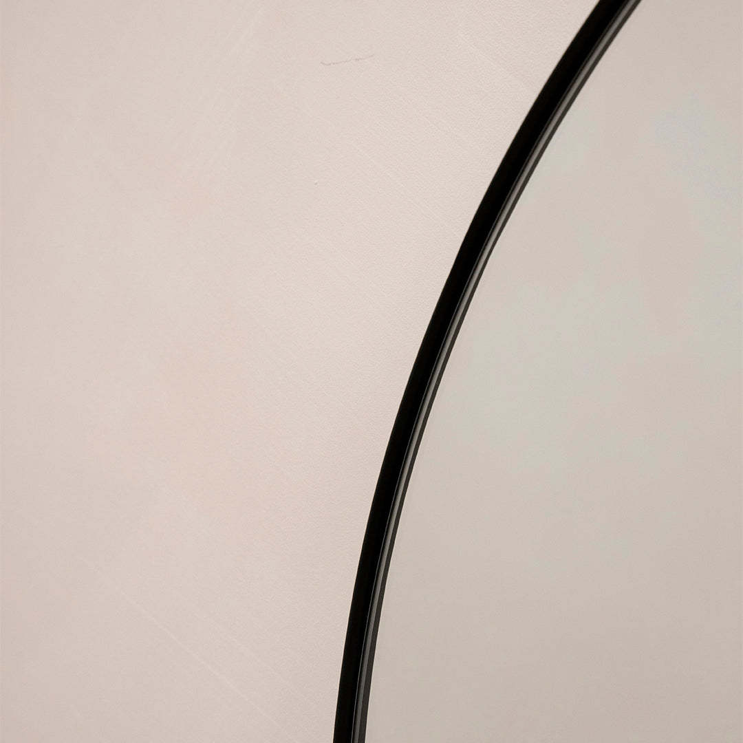 Theo Mirror – Large full-length mirror with curved black metal frame (180 cm x 90 cm)