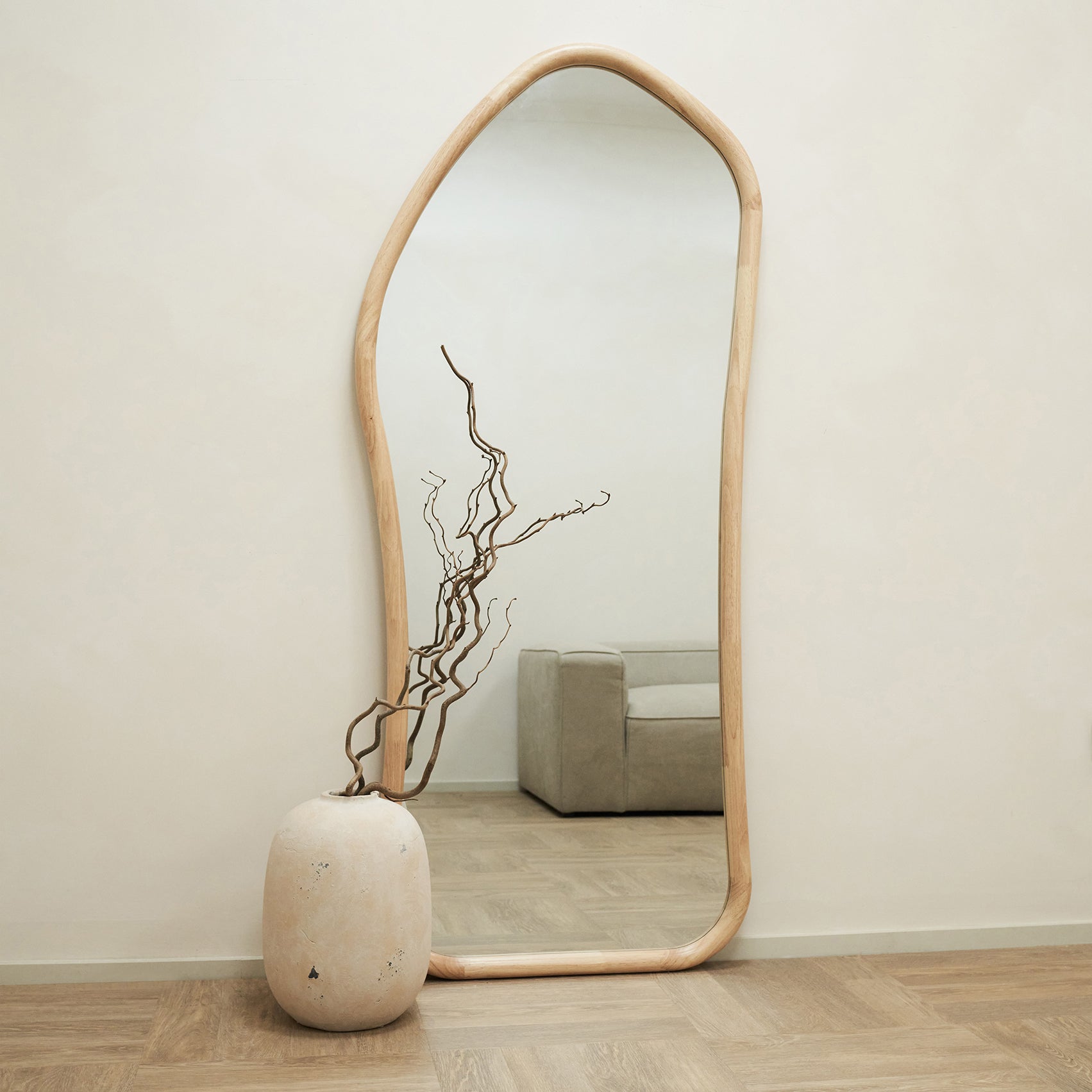 Clara Mirror – Irregular full-length light wood mirror (180 cm x 80 cm)