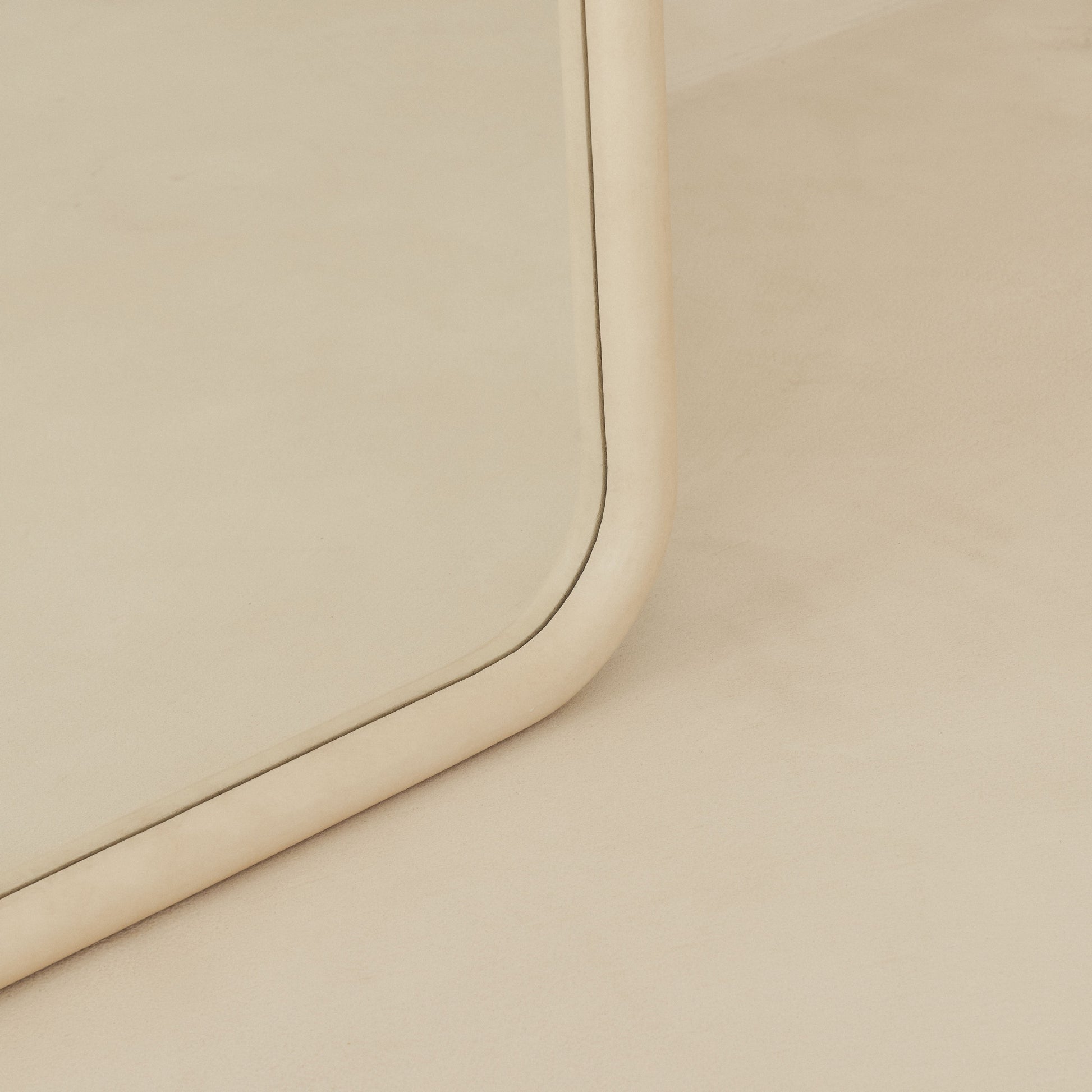 Amora Mirror – Extra Large Curved Full-Length Concrete Mirror (200 cm x 120 cm)