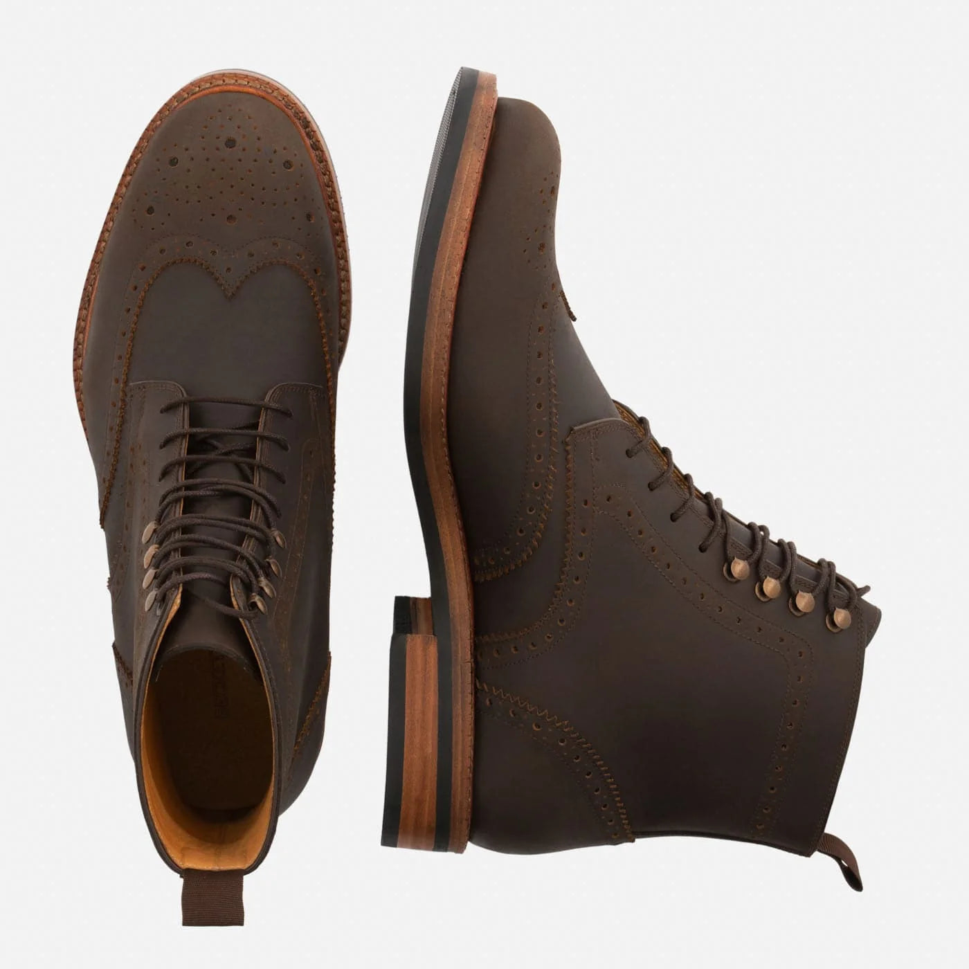 Nolan Men’s Pull-Up Brogue Boots