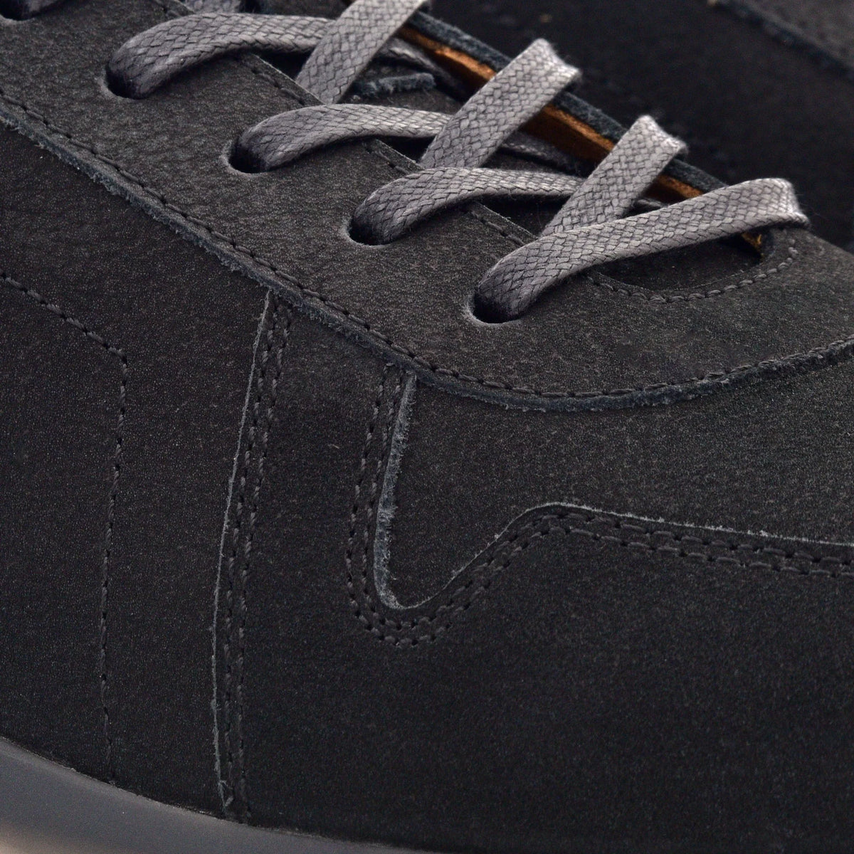 Porto Men’s Nubuck Lace-Up Shoes