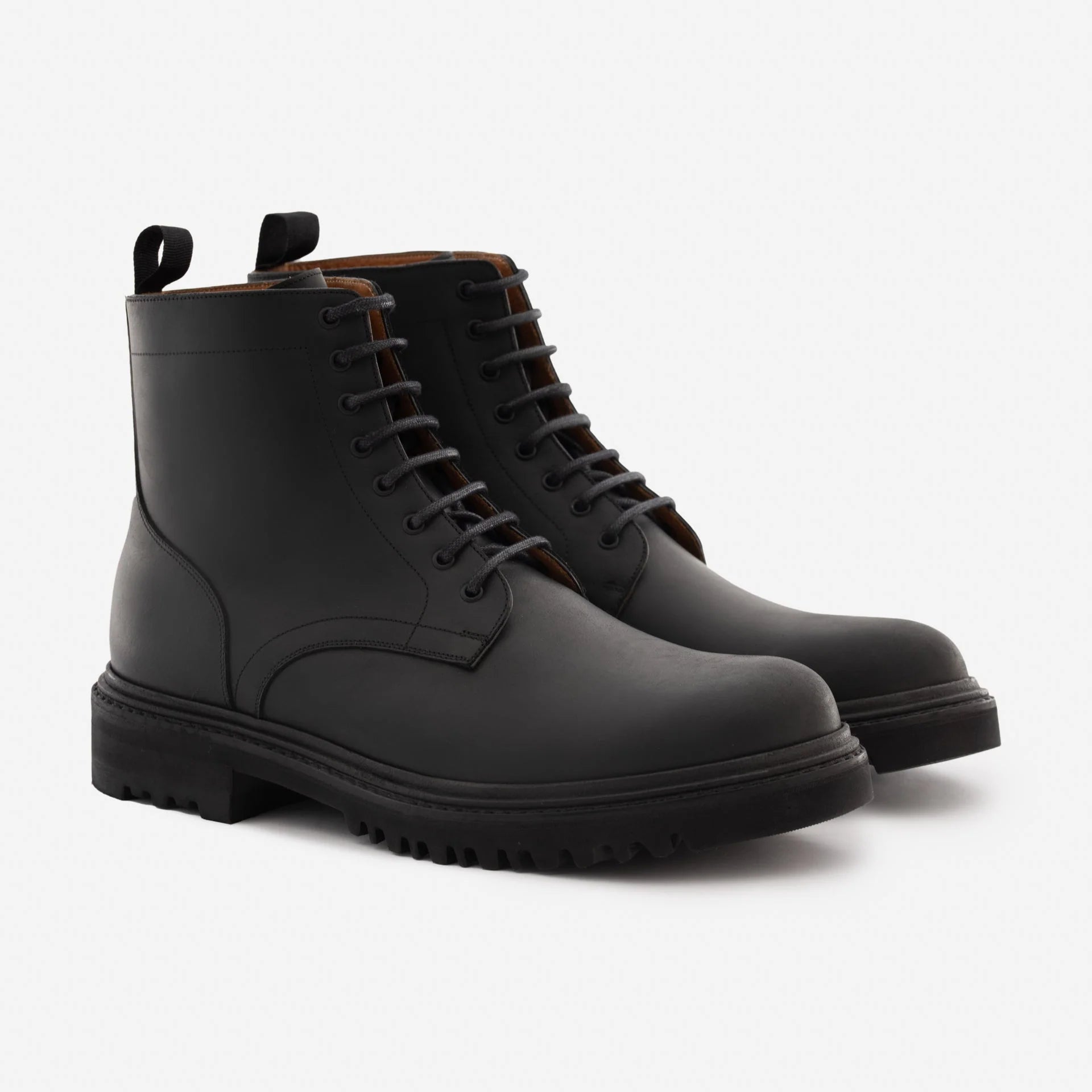Men’s Mercer Boots – Premium Pull-Up Leather Comfort & Style