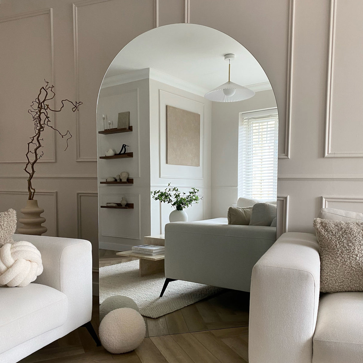 Edge Mirror – Extra large frameless full-length mirror with curved design (179 cm x 110 cm)