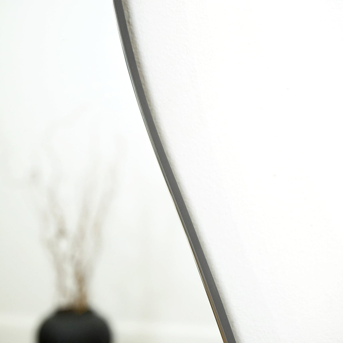 Edge Mirror – Frameless full-length pond-style mirror (170 cm x 80 cm)