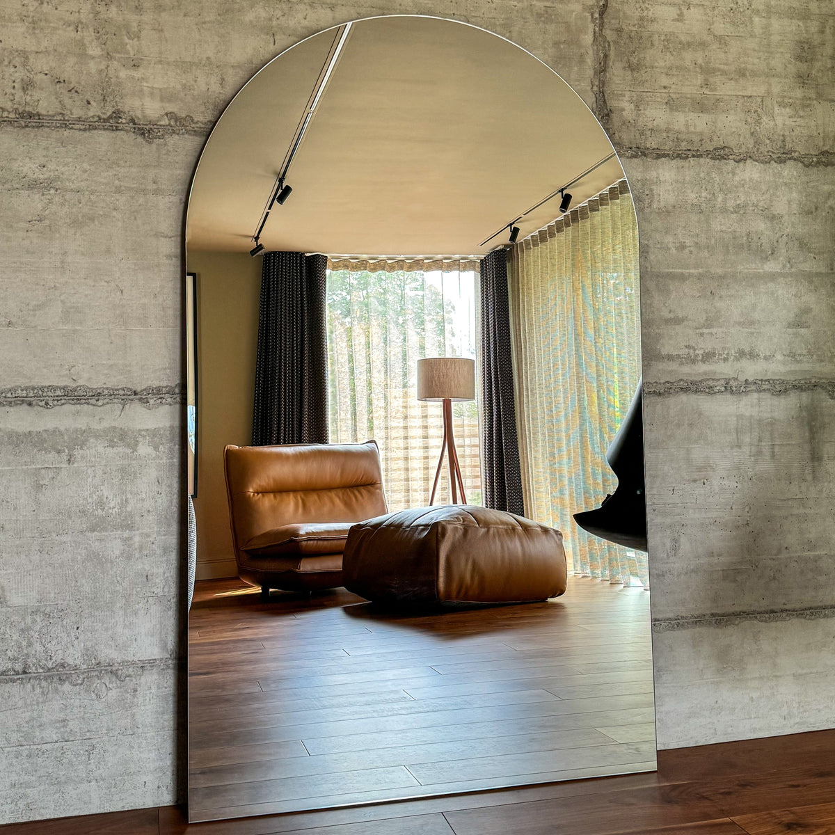 Edge Mirror – Extra large frameless full-length mirror with curved design (179 cm x 110 cm)
