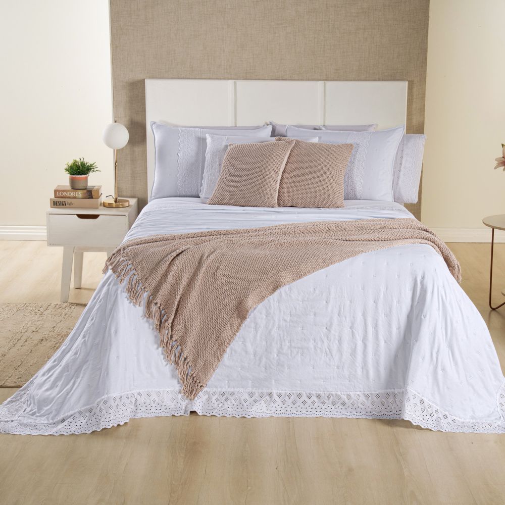 [10 PIEZAS] Juego de cama Serena percal 300 hilos bordado inglés + Set de Toallas Premium de Regalo