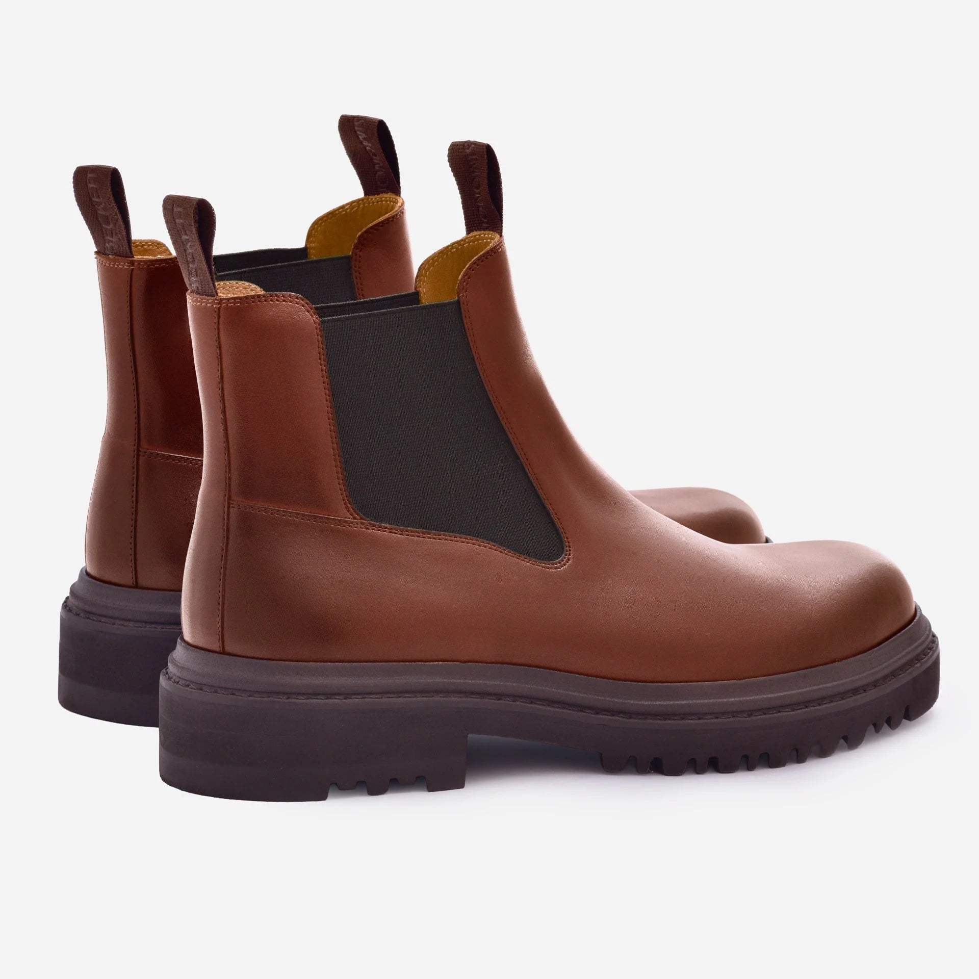 Astor Men’s Chelsea Boots