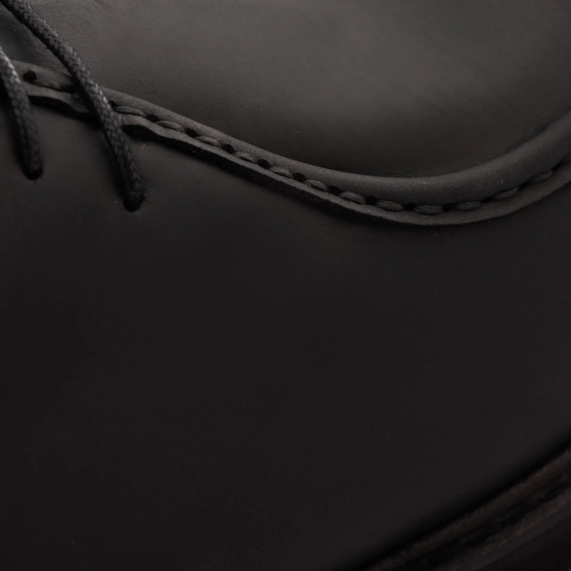 Theo Derby - Men’s Pull Up Leather