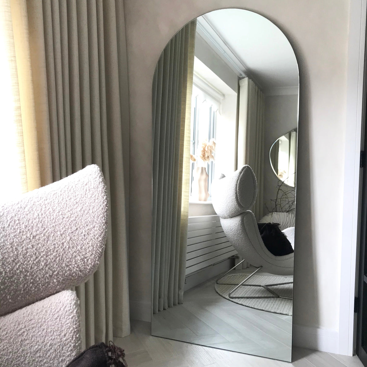 Edge Mirror – Large Full-Length Curved Frameless Mirror (179 cm x 80 cm)