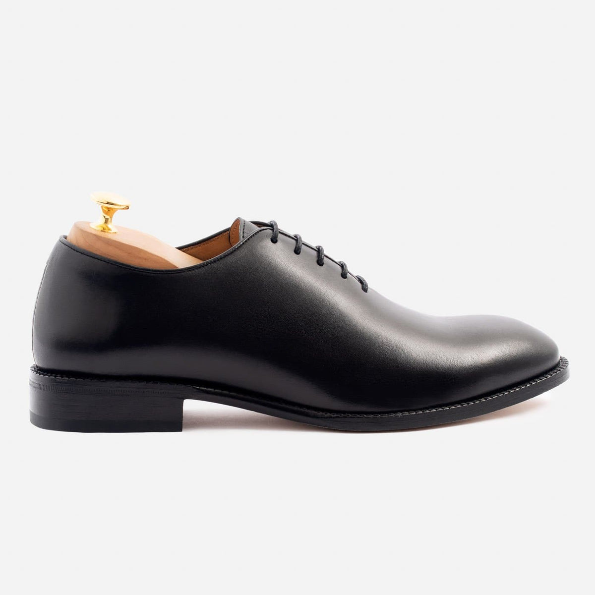 Men’s Valencia Premium Wholecut Shoes