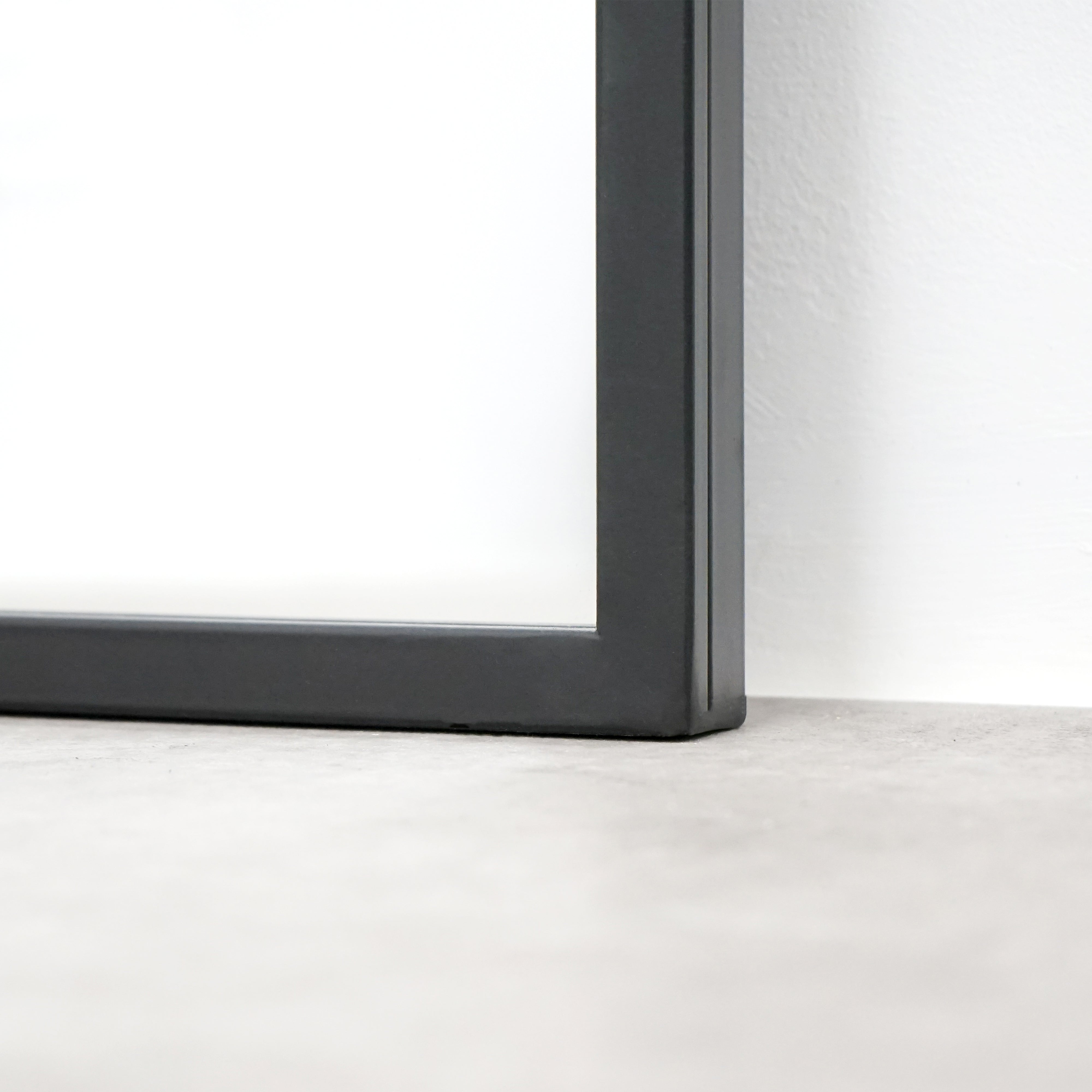 Brooklyn Mirror – Extra Large Full-Length Black Metal Mirror (210 cm x 120 cm)