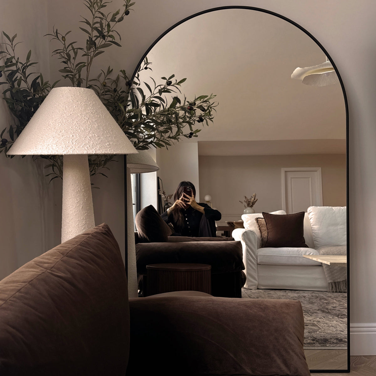 Liberty Mirror - Full-length black metal mirror with curved design 180cm x 110cm