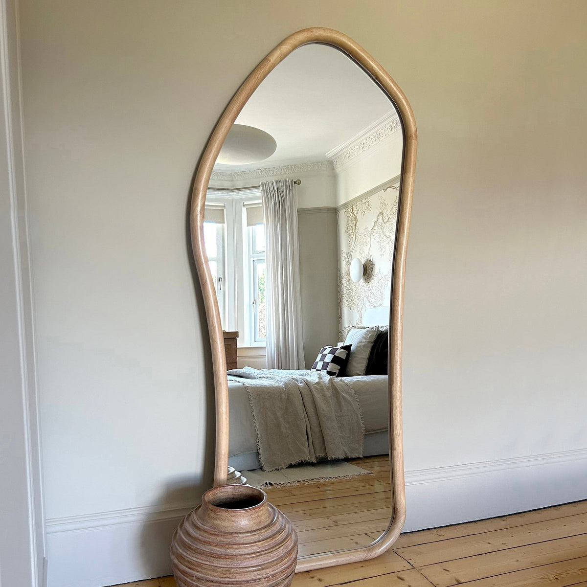 Clara Mirror – Irregular full-length light wood mirror (180 cm x 80 cm)
