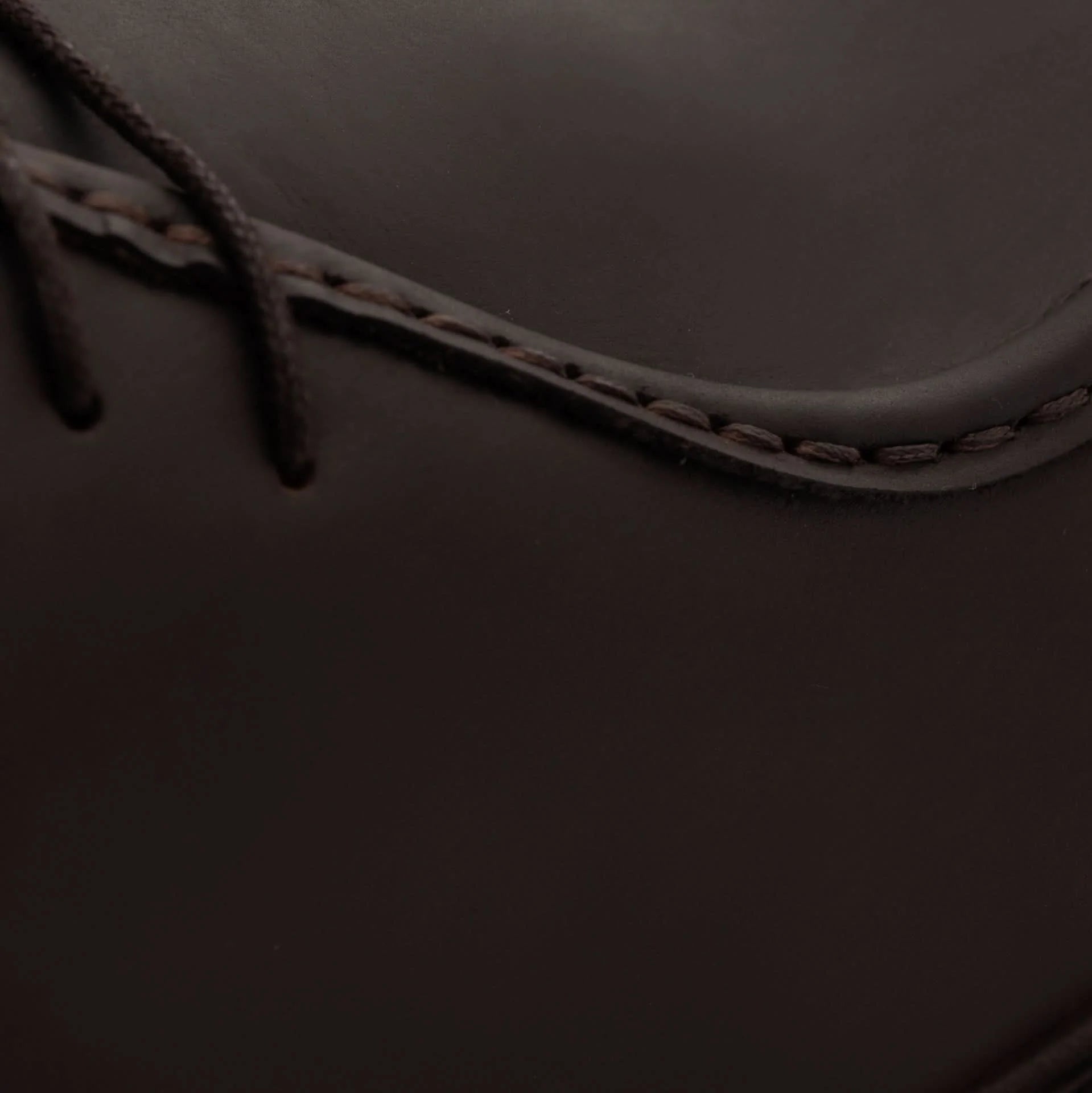 Theo Derby - Men’s Pull Up Leather