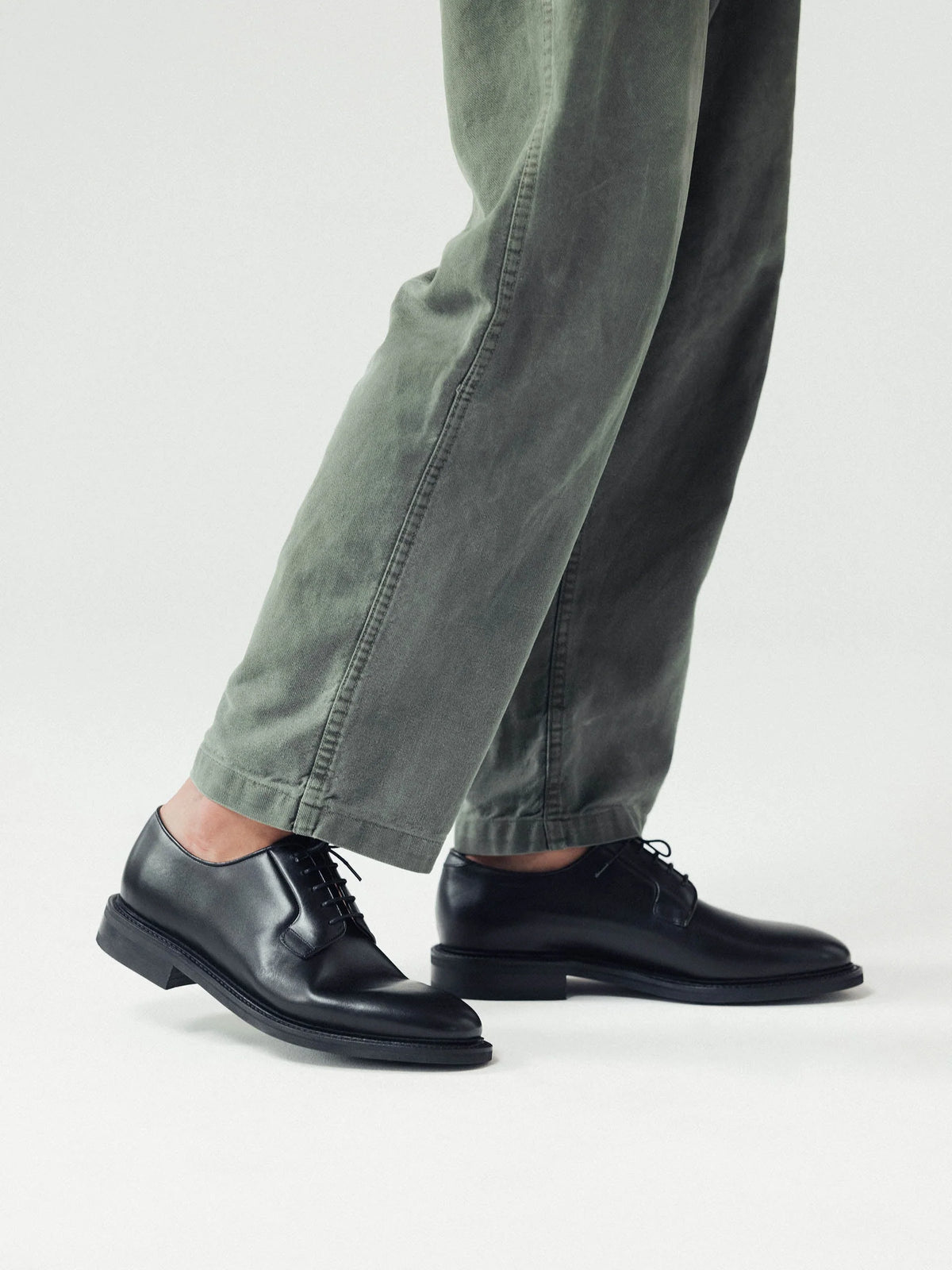 The Plain Toe Blucher Derby - Black Calf