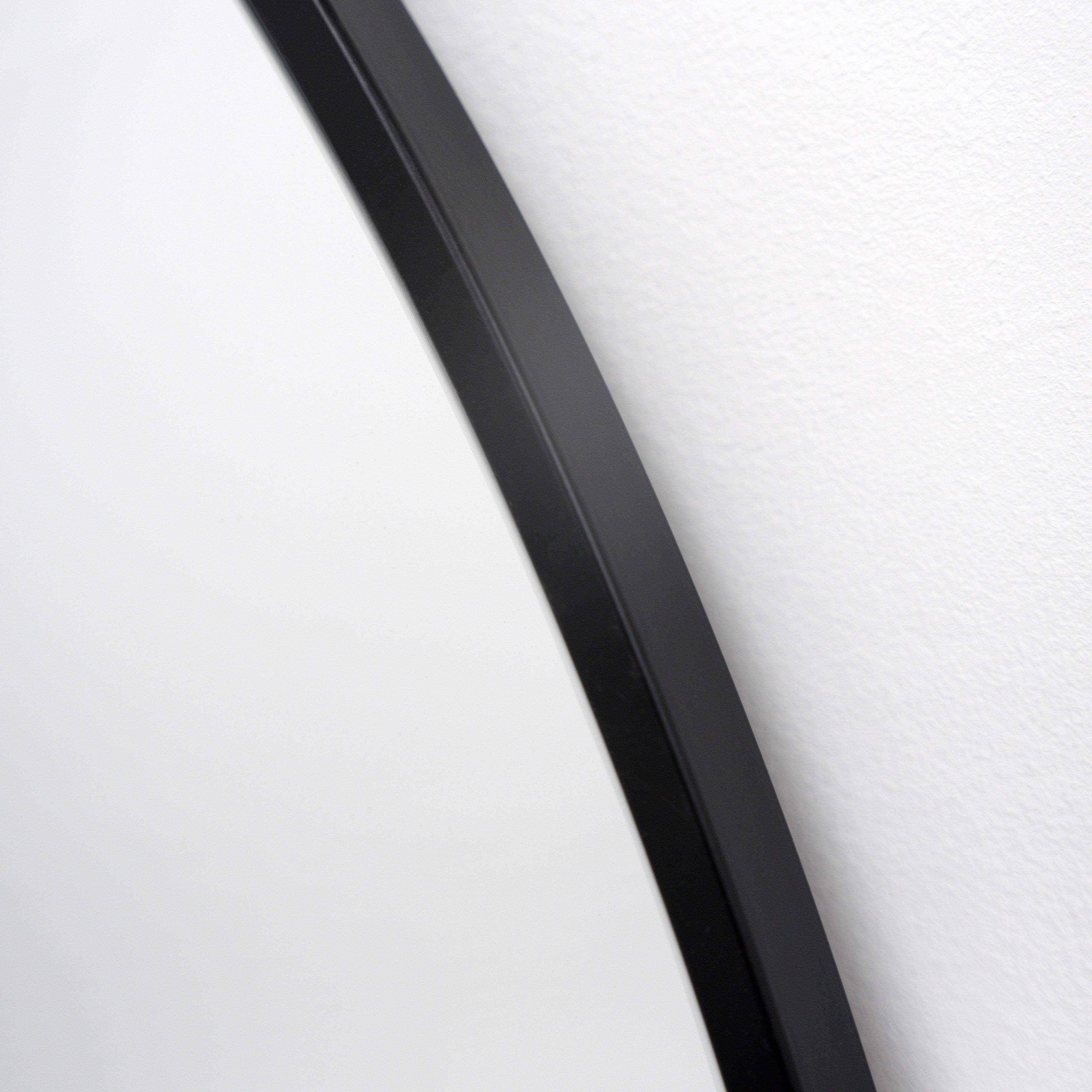 Liberty Mirror - Full-length black metal mirror with curved design 180cm x 110cm
