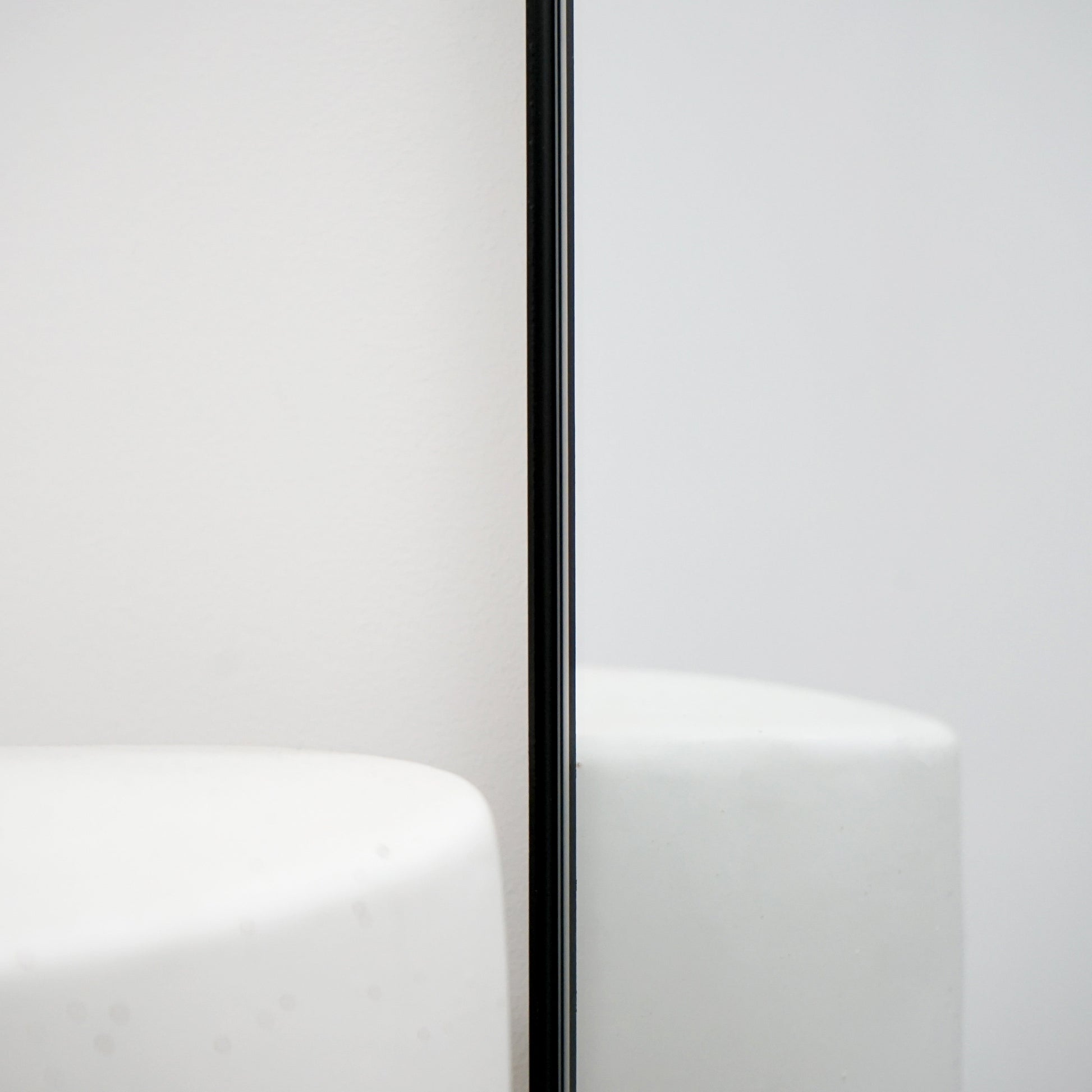 Aria Mirror – Large black metal full-length mirror (180 cm x 90 cm)